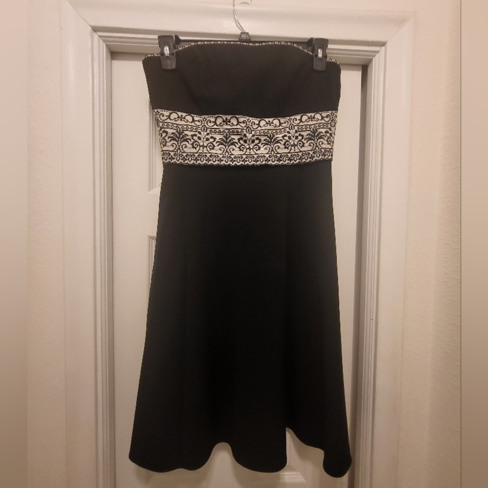 WHBM strapless dress